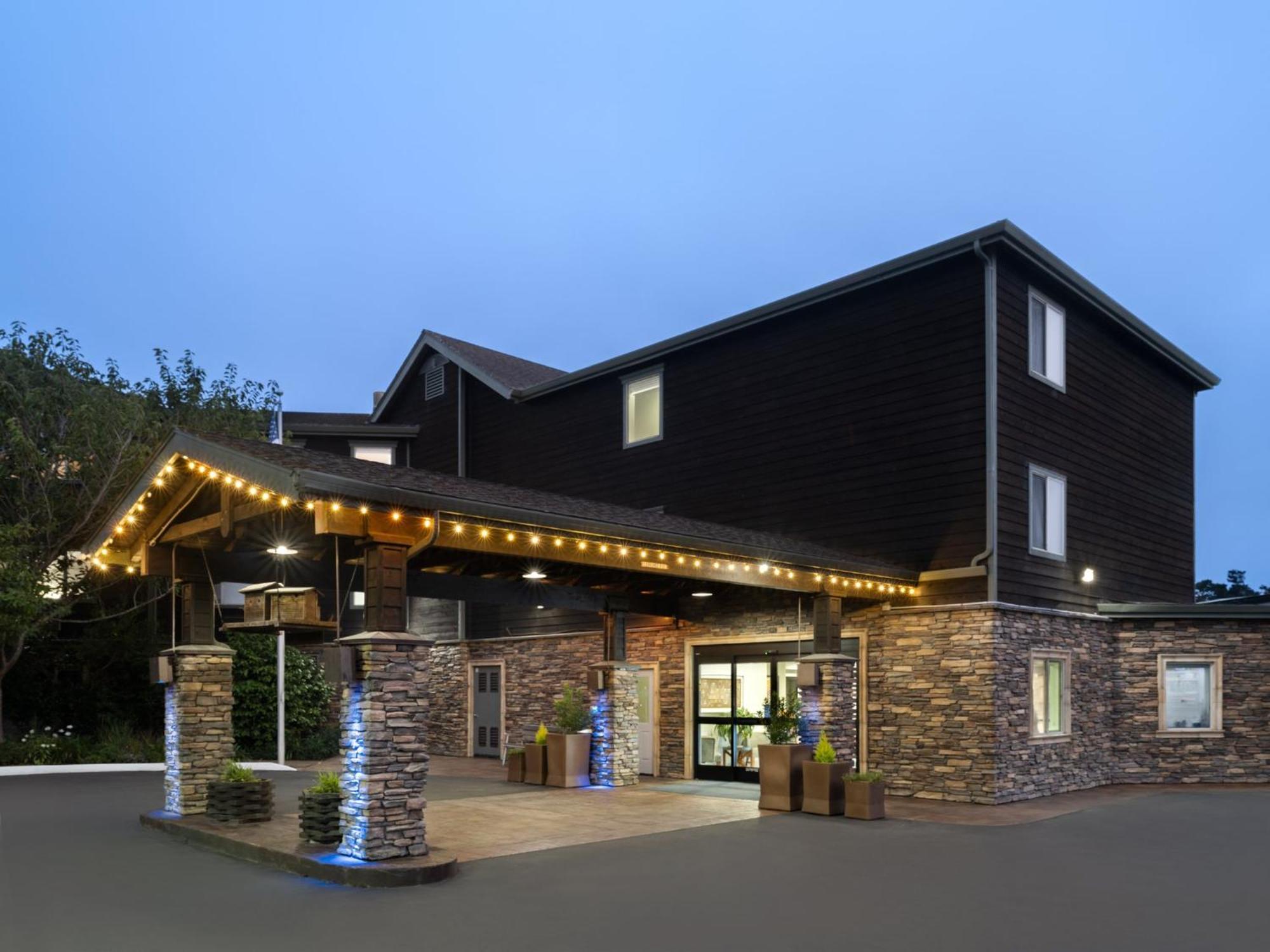 Holiday Inn Express Fort Bragg By Ihg Eksteriør bilde