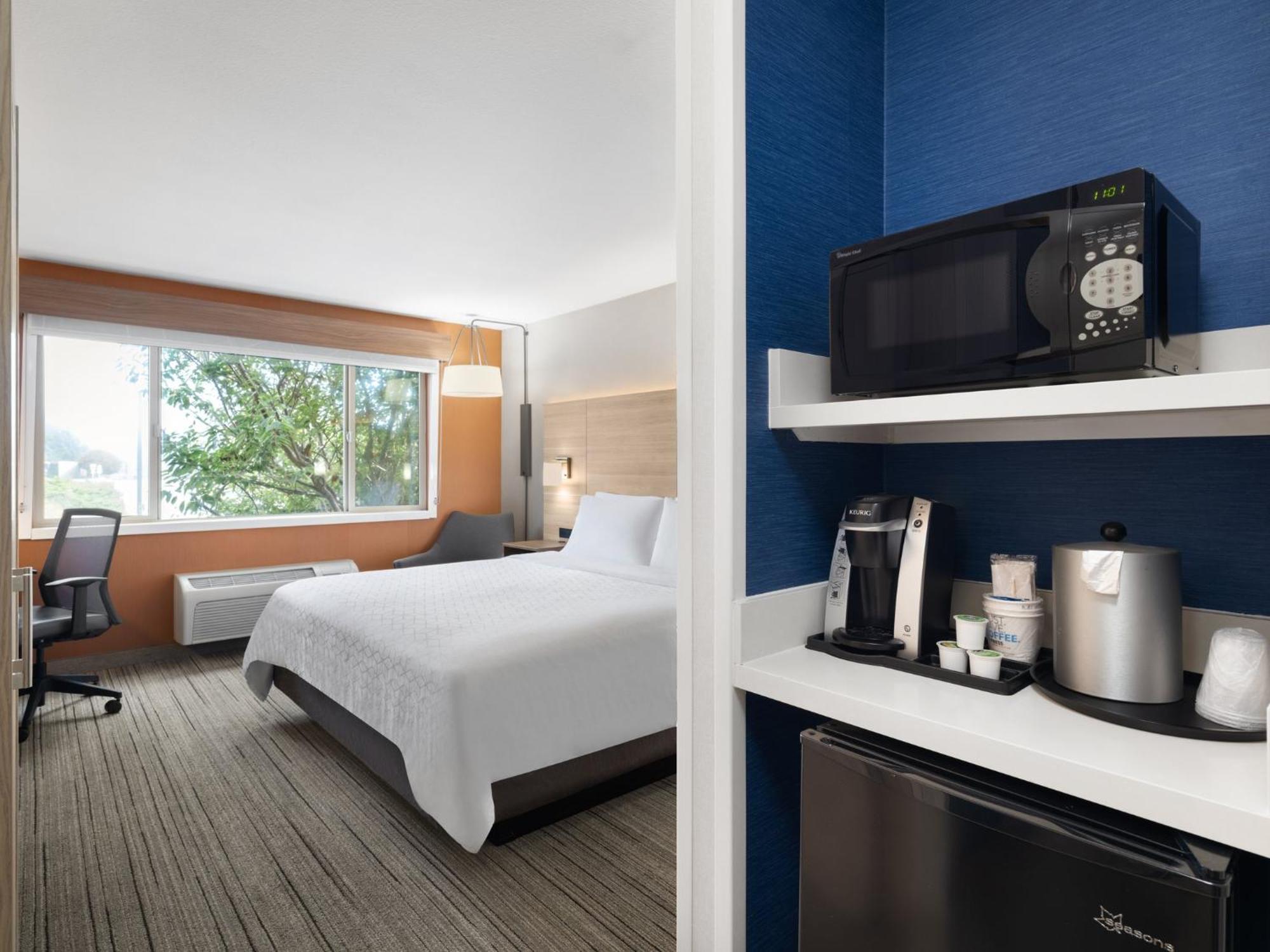 Holiday Inn Express Fort Bragg By Ihg Eksteriør bilde