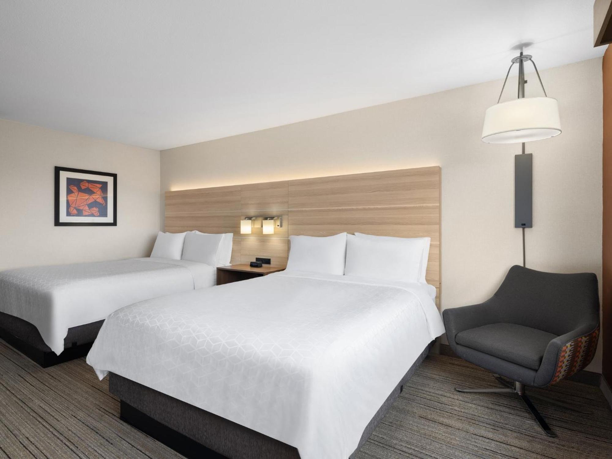 Holiday Inn Express Fort Bragg By Ihg Eksteriør bilde