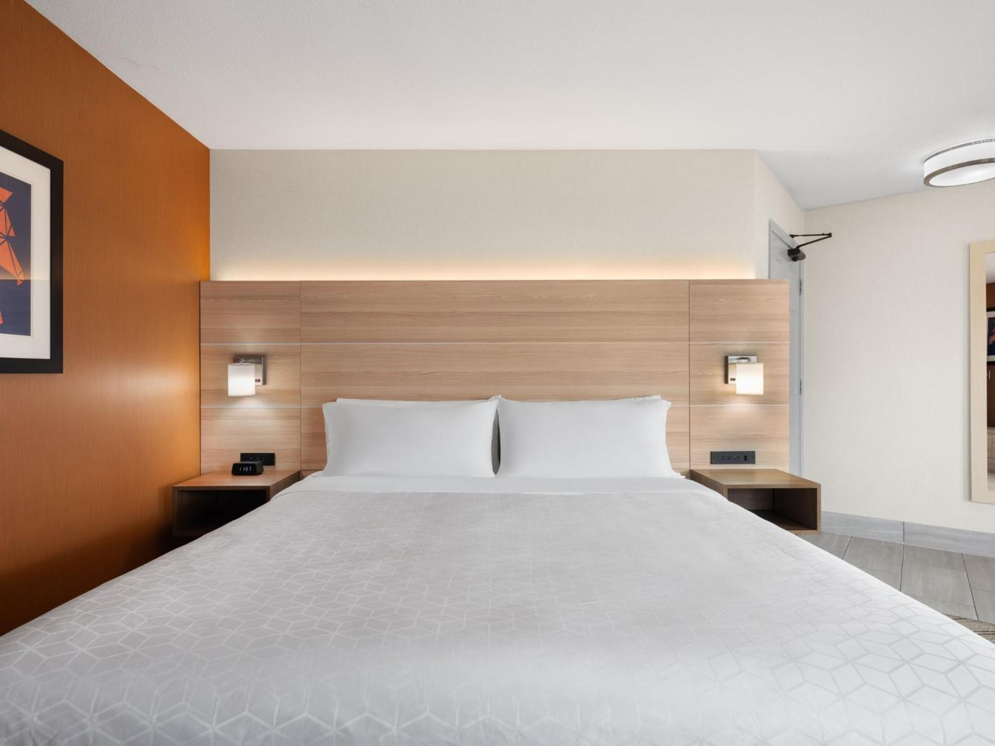 Holiday Inn Express Fort Bragg By Ihg Eksteriør bilde