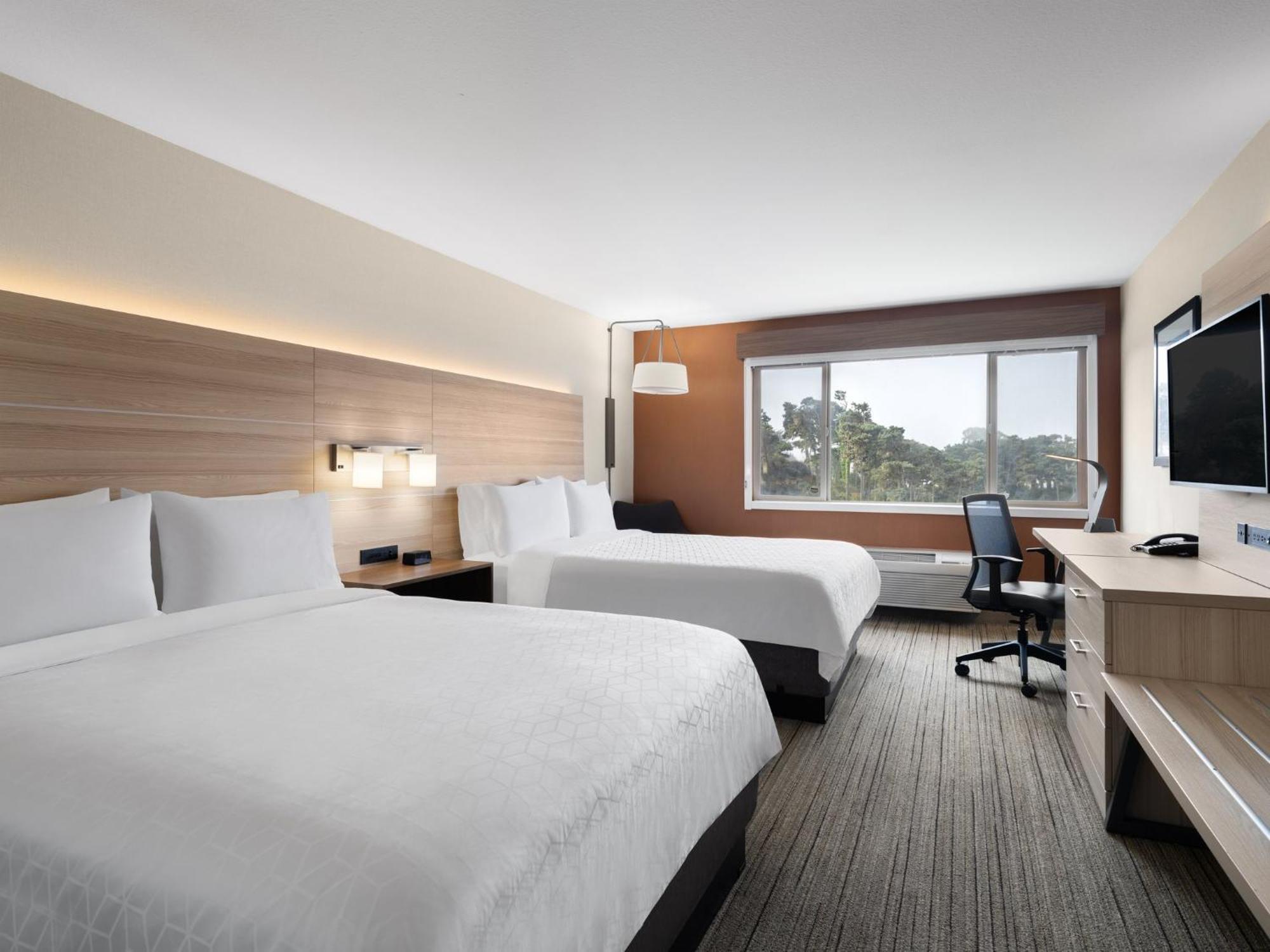 Holiday Inn Express Fort Bragg By Ihg Eksteriør bilde