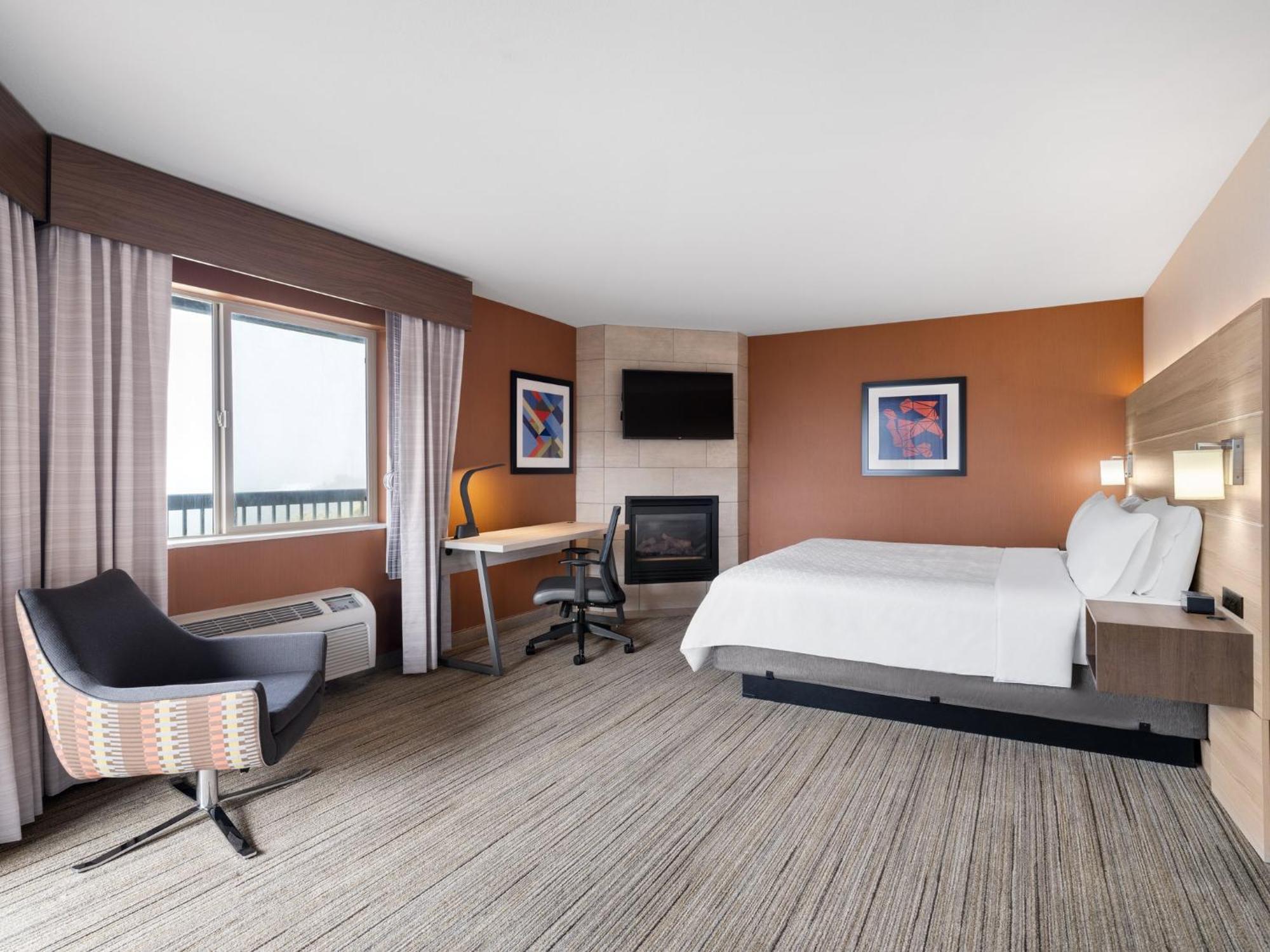 Holiday Inn Express Fort Bragg By Ihg Eksteriør bilde