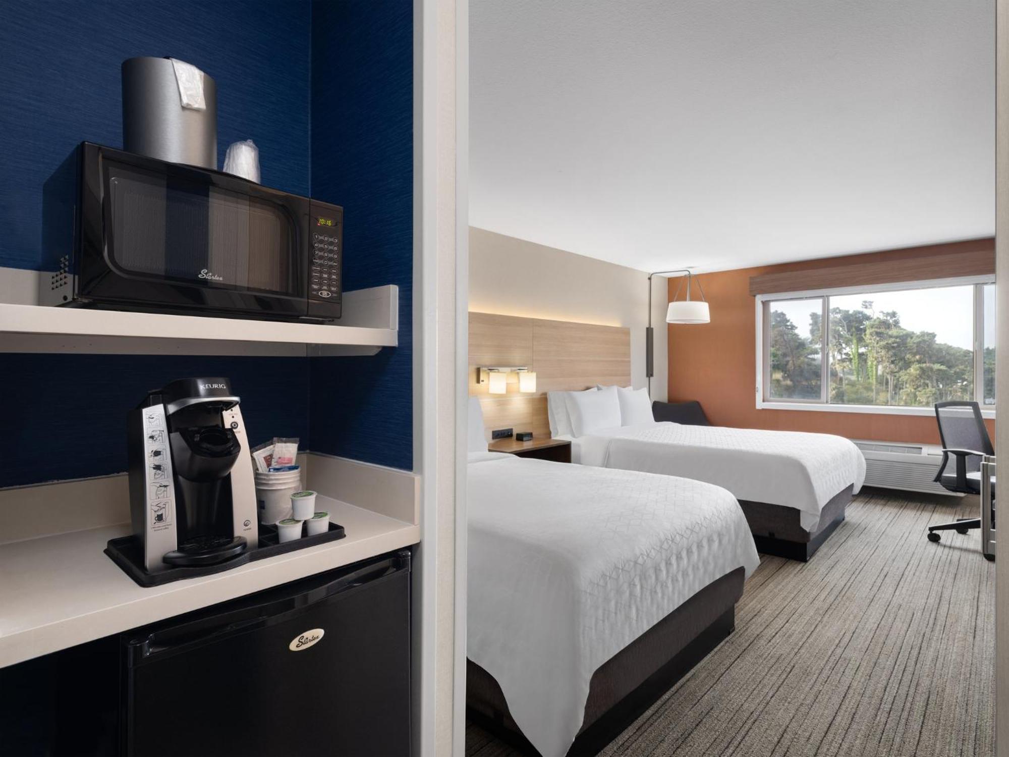 Holiday Inn Express Fort Bragg By Ihg Eksteriør bilde