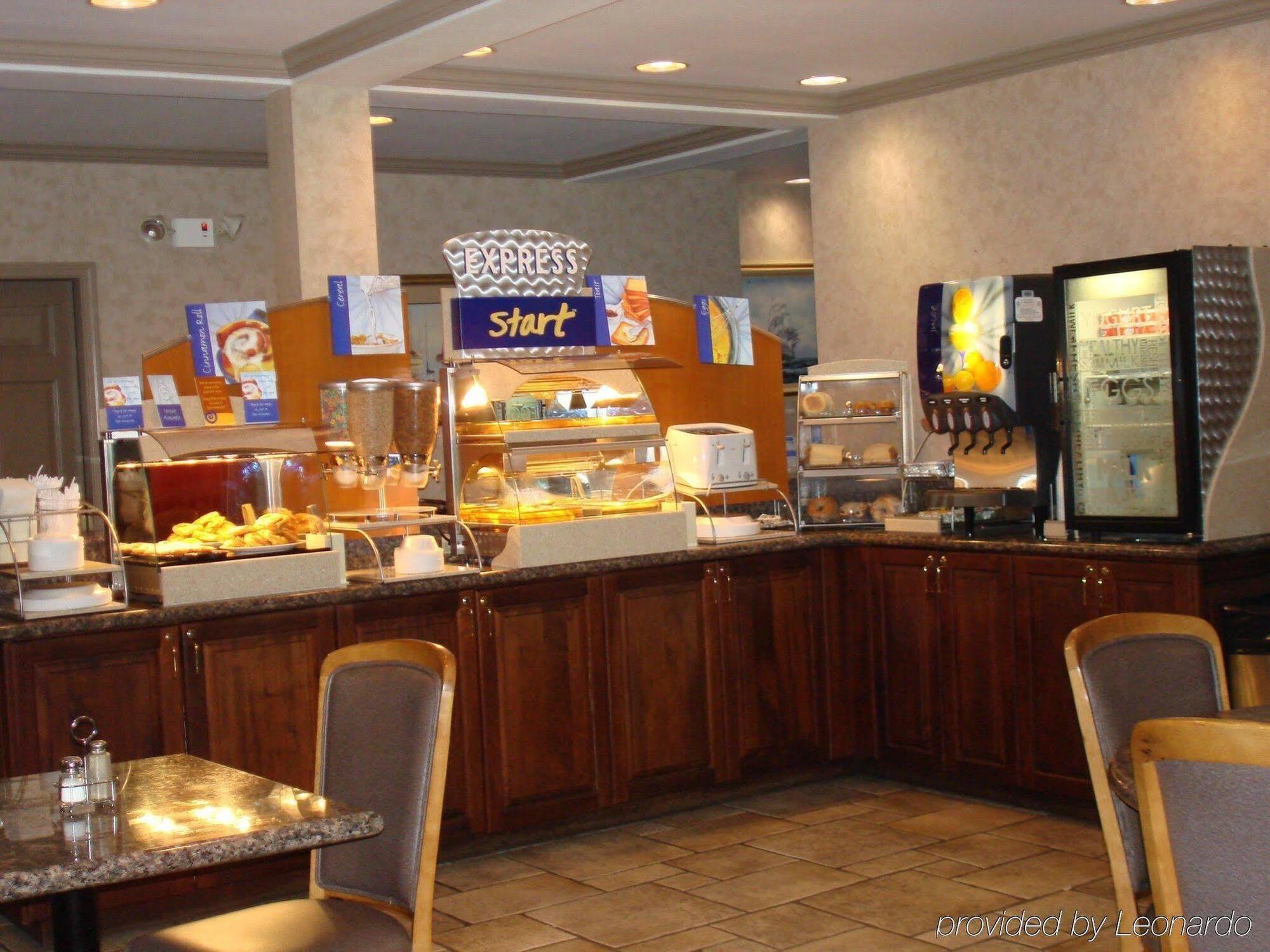 Holiday Inn Express Fort Bragg By Ihg Eksteriør bilde